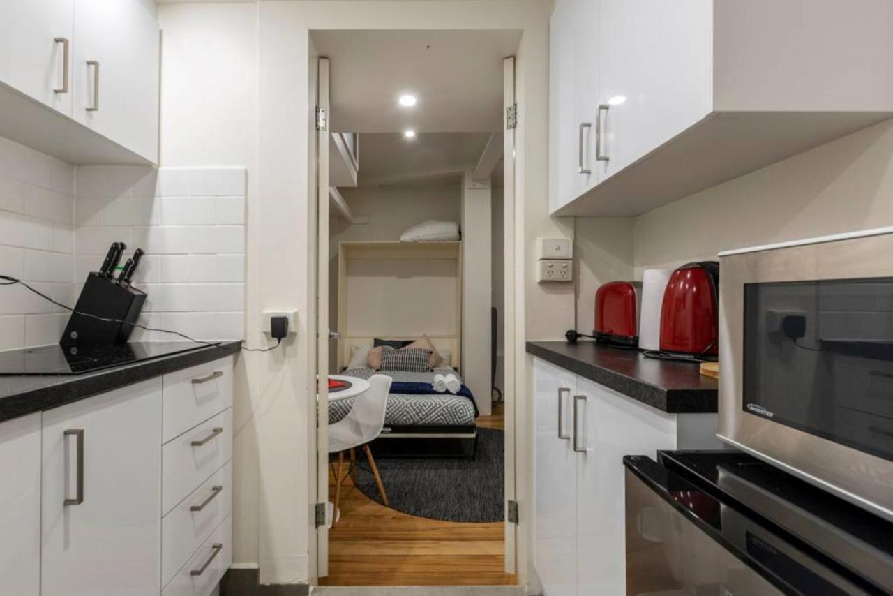 Readyset Apartments On Anthony Melbourne Exteriör bild